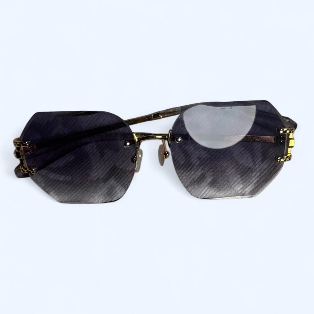 Stylish Gold and Black Sunglasses